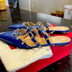 Valentino Rockstud Mule, Ocean - size 39